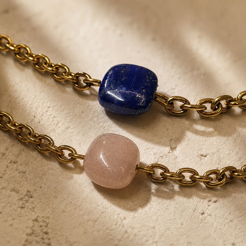 Bracelets en lapis-lazuli et pierre de lune pêche sur chaîne dorée