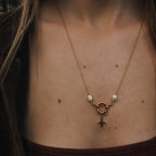 collier en acier inoxydable avec fermoir bouée et perle d'eau douce